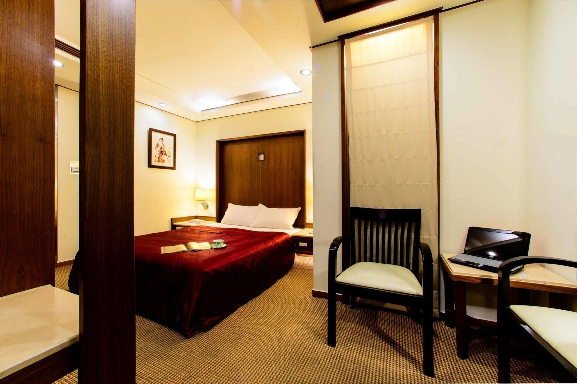 Kao Yuan Hotel - Zhong Shan Ταϊχούνγκ Εξωτερικό φωτογραφία
